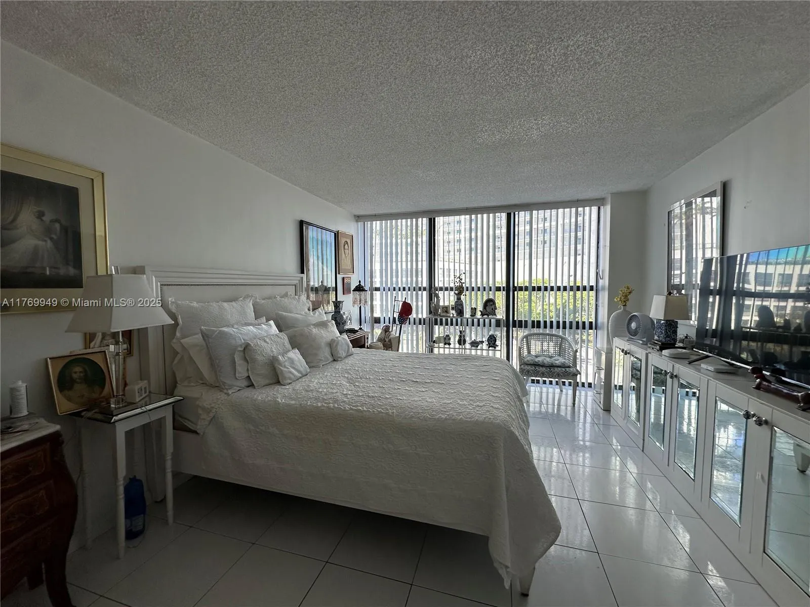 Miami, Florida 33137, United States, 2 Bedrooms Bedrooms, ,2 BathroomsBathrooms,Residential,Active,95198