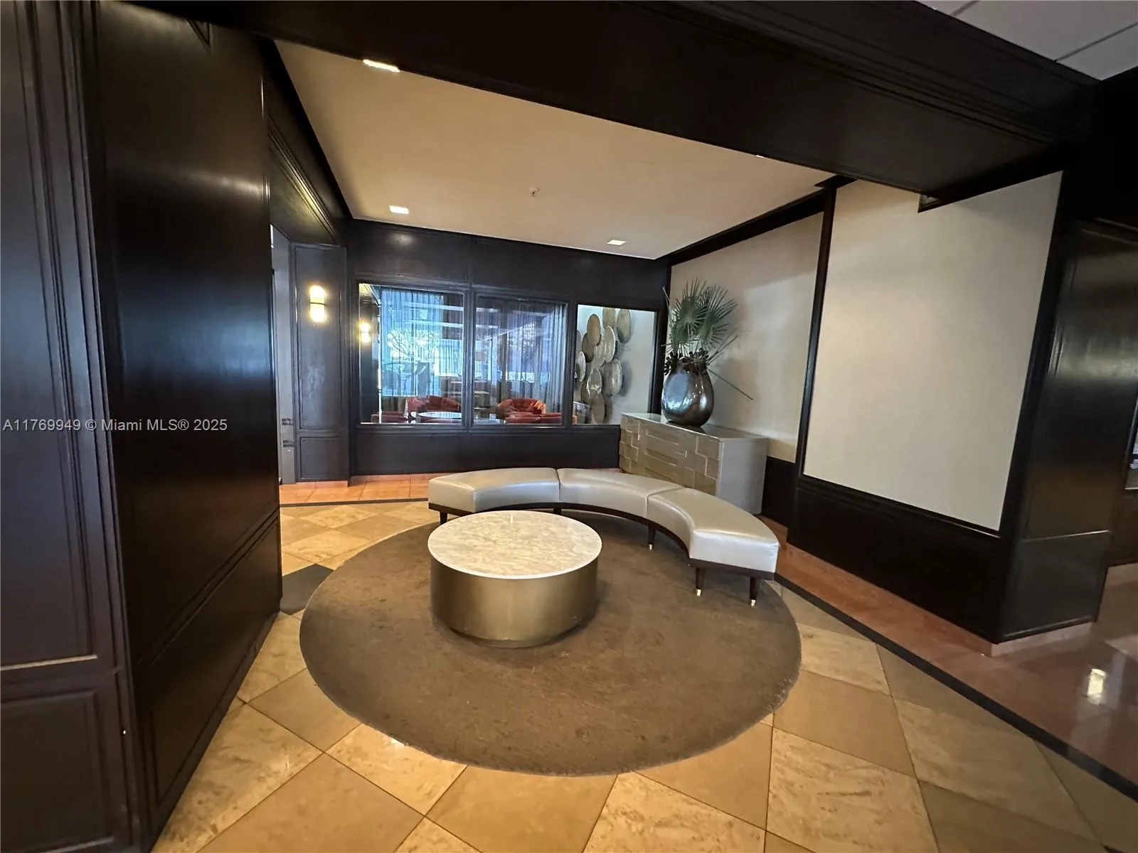 Miami, Florida 33137, United States, 2 Bedrooms Bedrooms, ,2 BathroomsBathrooms,Residential,Active,95198