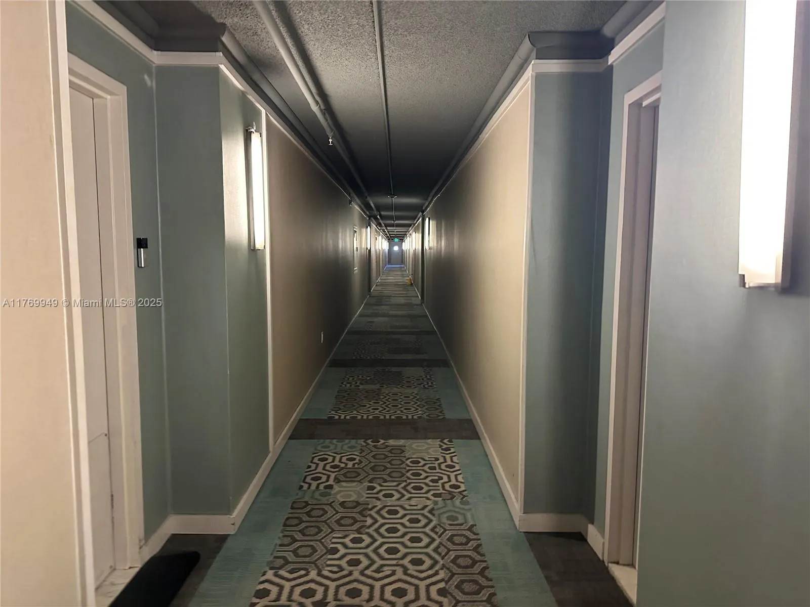 Miami, Florida 33137, United States, 2 Bedrooms Bedrooms, ,2 BathroomsBathrooms,Residential,Active,95198