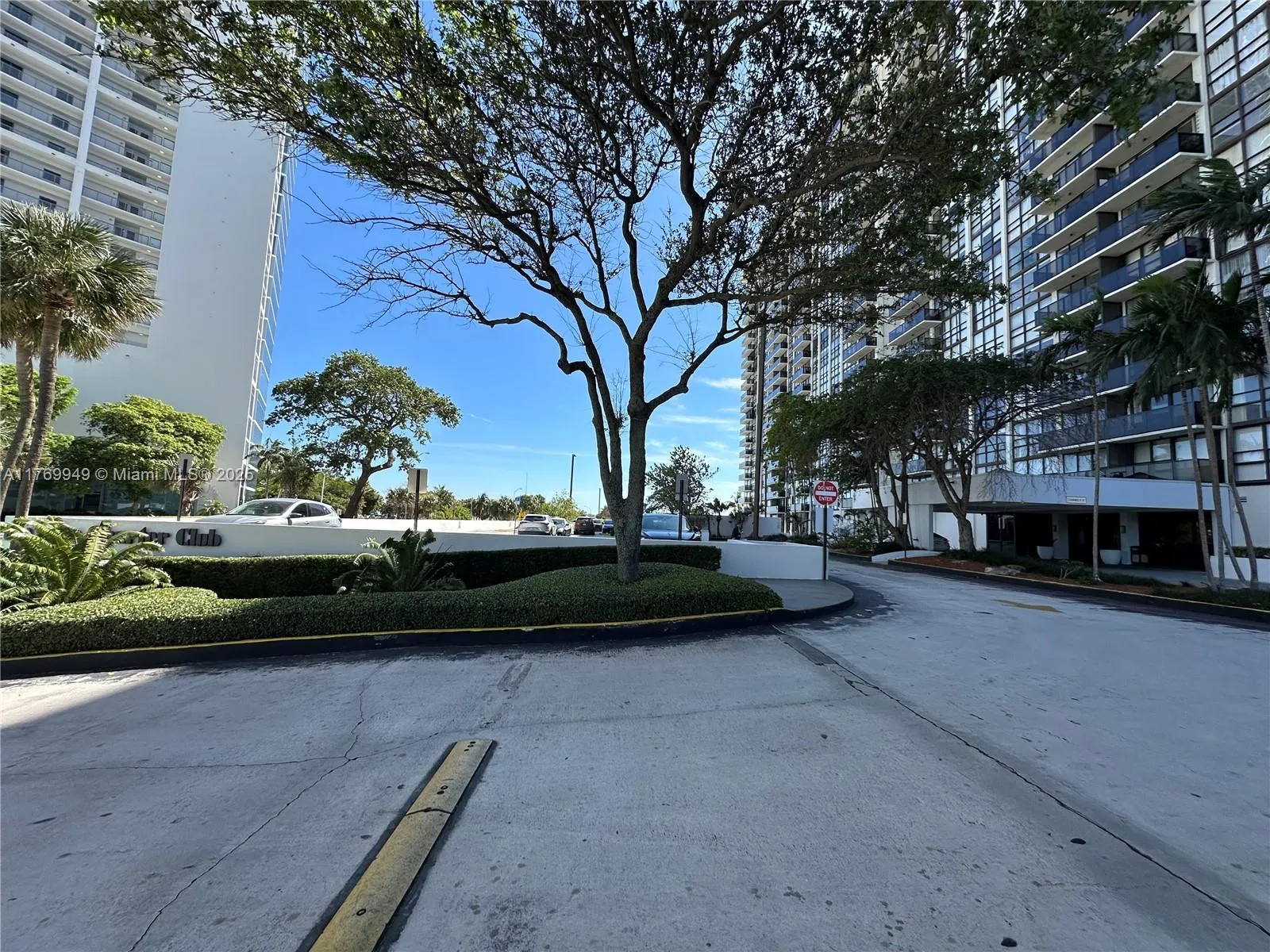 Miami, Florida 33137, United States, 2 Bedrooms Bedrooms, ,2 BathroomsBathrooms,Residential,Active,95198