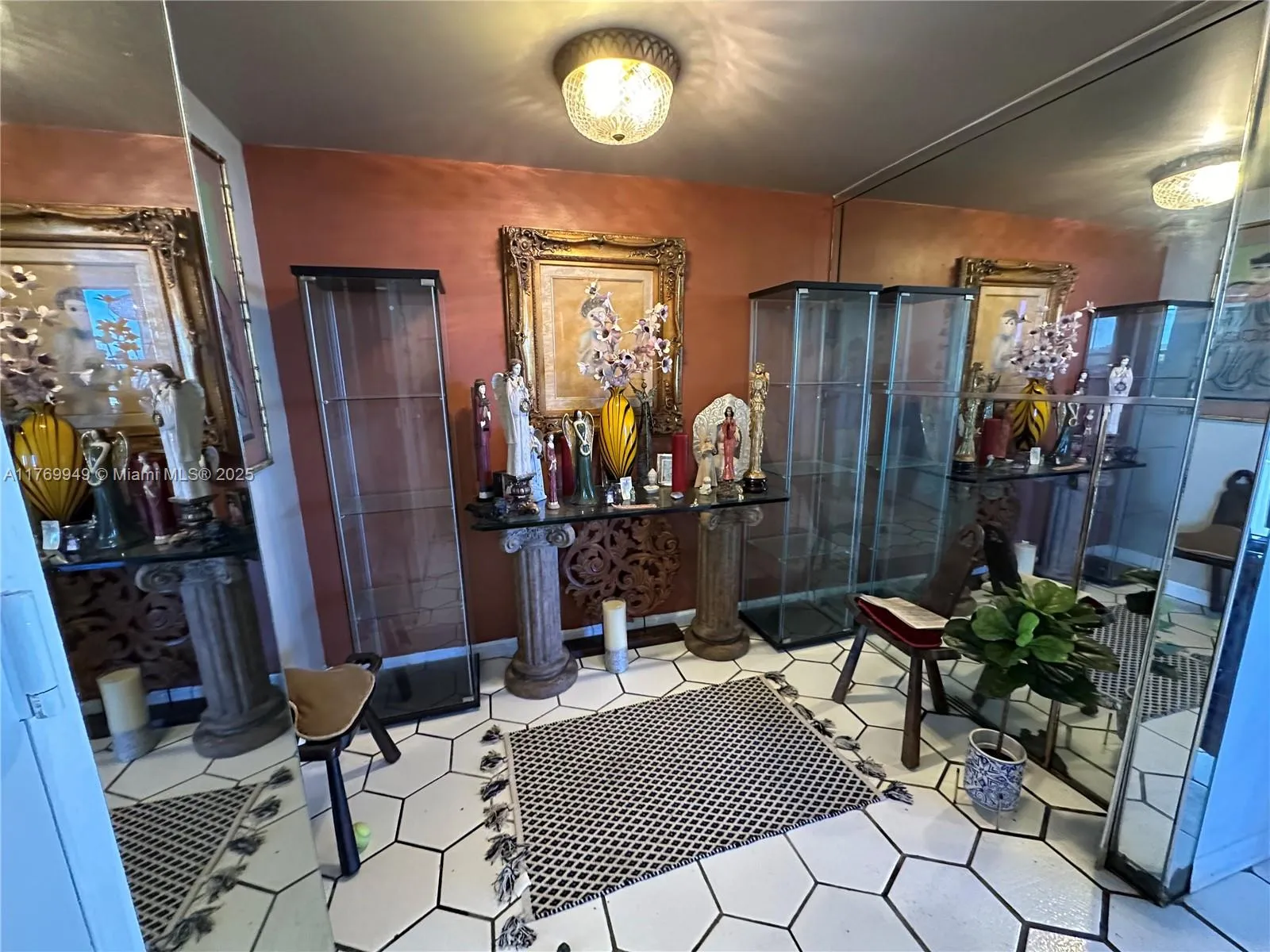 Miami, Florida 33137, United States, 2 Bedrooms Bedrooms, ,2 BathroomsBathrooms,Residential,Active,95198