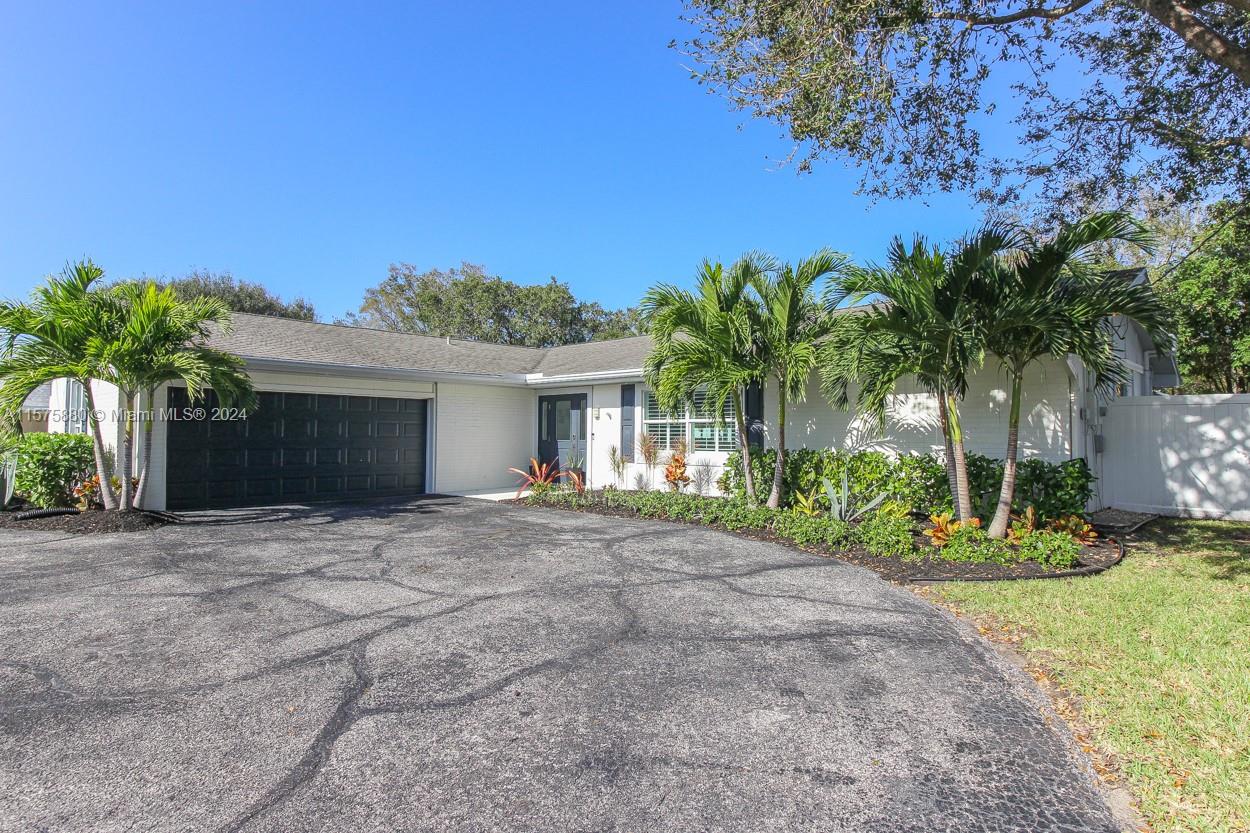 Property for Sale at 300 River Dr, Tequesta, Martin County, Florida - Bedrooms: 3 
Bathrooms: 2  - $1,195,000