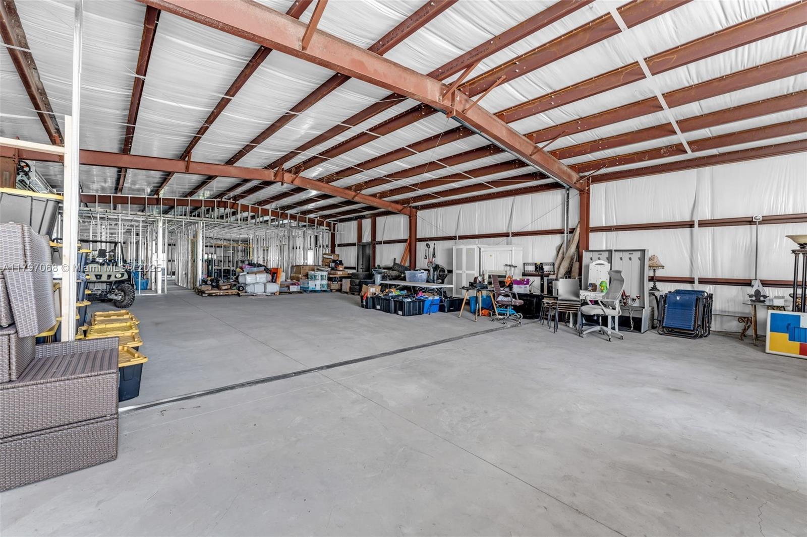 REDLAND AGRI 11.71 ACRES - Land