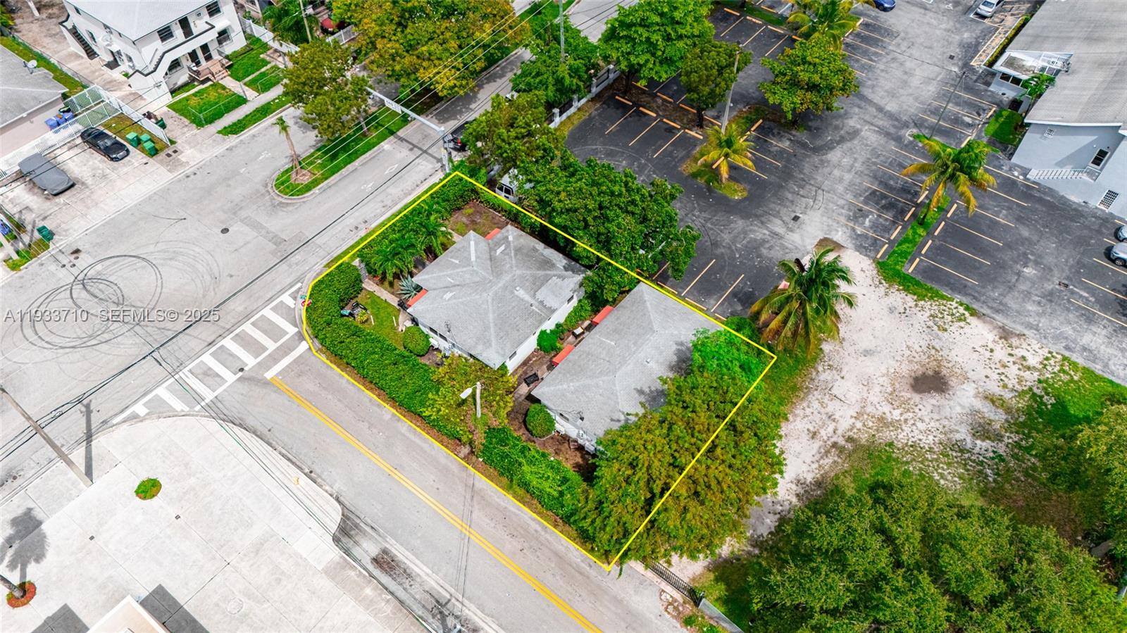 DIXIE HIGHWAY TRACK - Residential Income