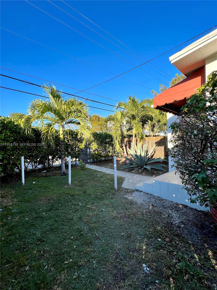 DIXIE HIGHWAY TRACK - Residential Income