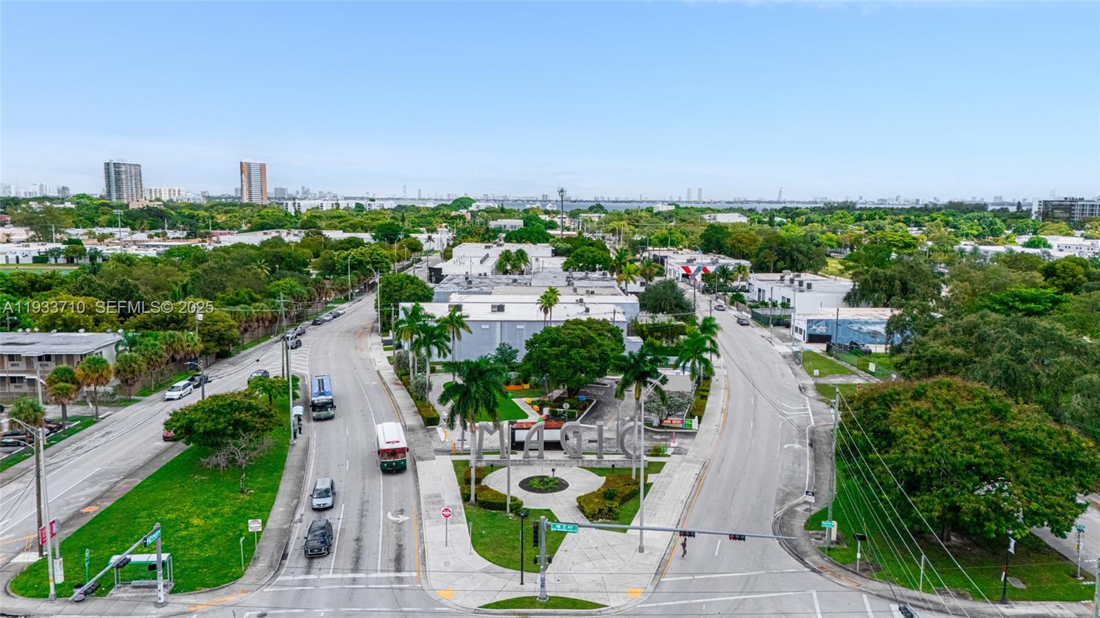 DIXIE HIGHWAY TRACK - Residential Income