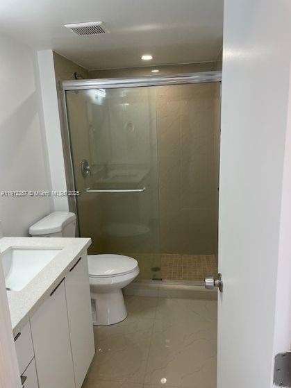 WOODSIDE APTS CONDO - Residential Lease