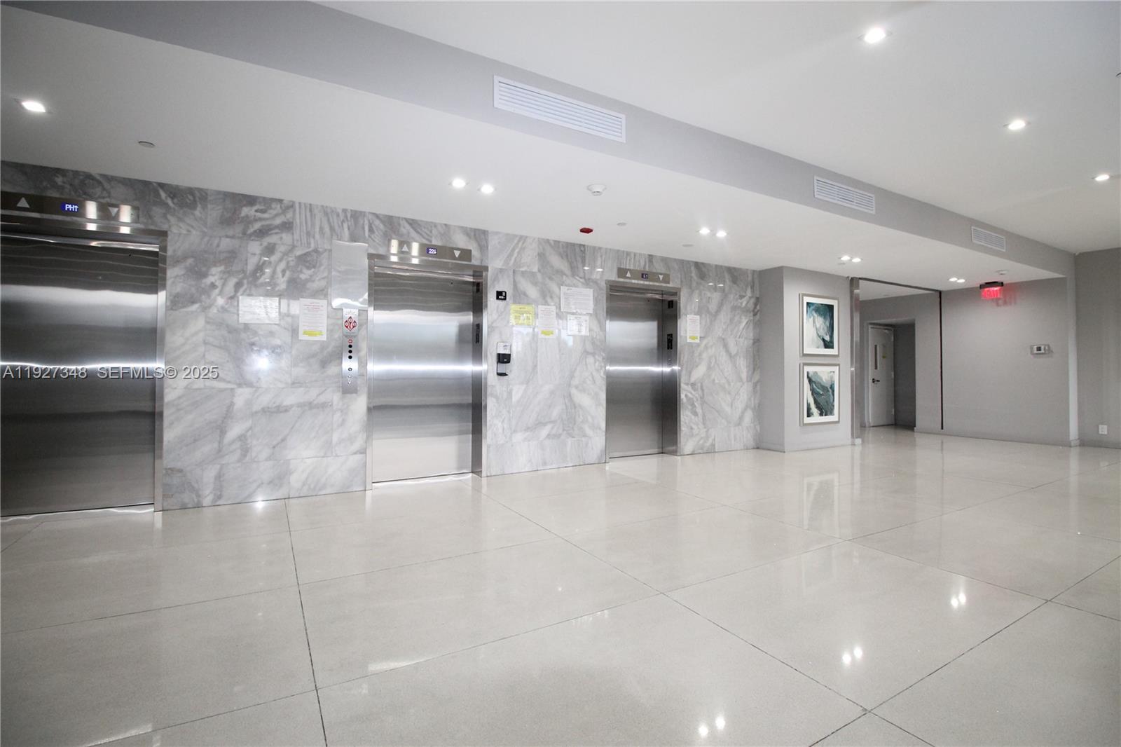 CORONADO CONDO- TOWER II - Residential