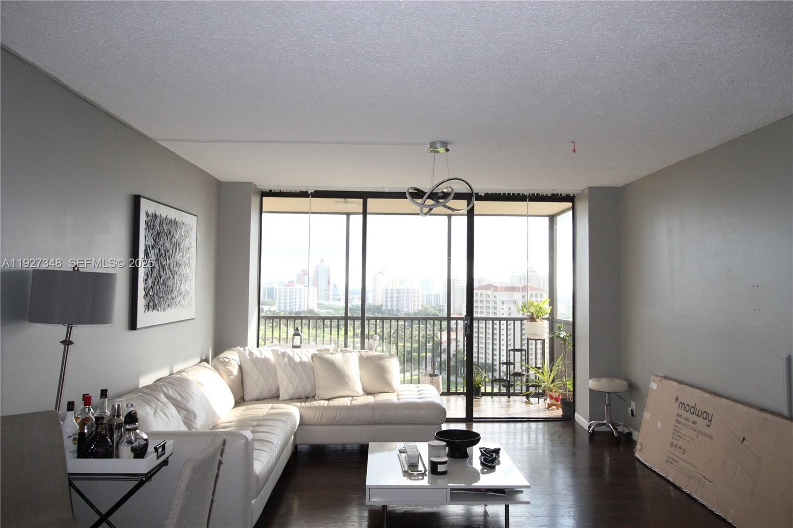 CORONADO CONDO- TOWER II - Residential