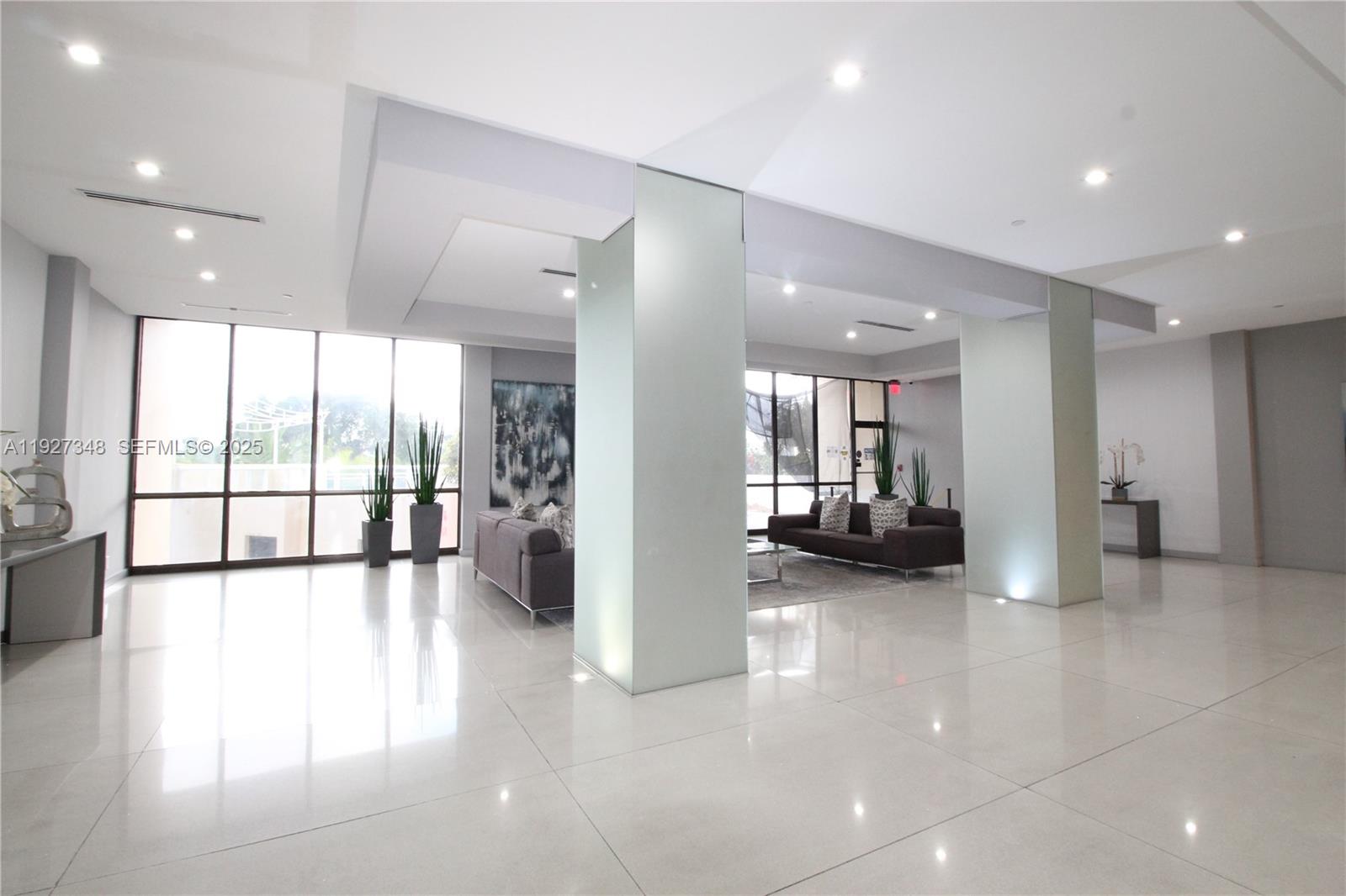 CORONADO CONDO- TOWER II - Residential