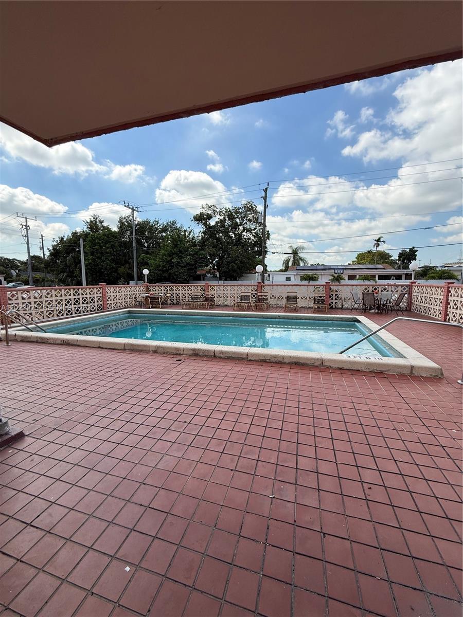 MADRID TERRACE CONDO - Residential
