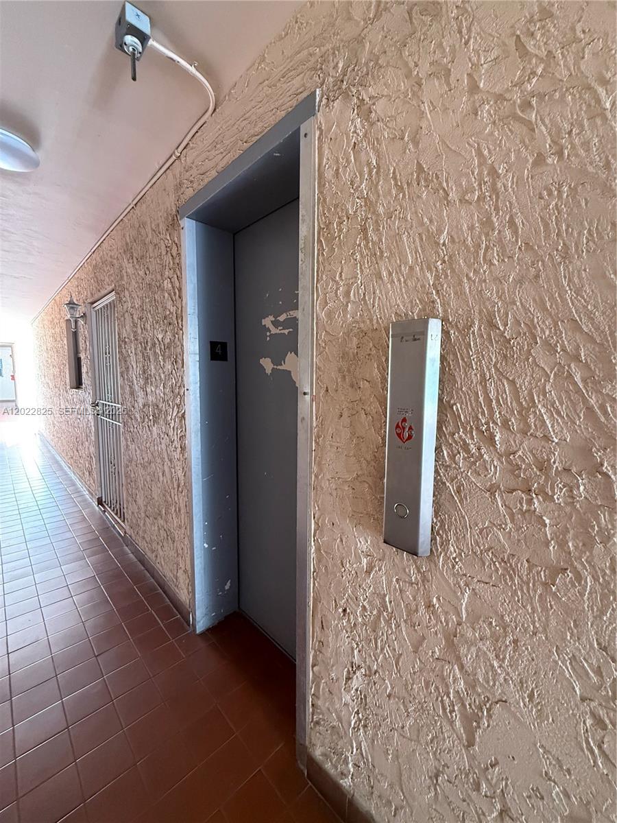 MADRID TERRACE CONDO - Residential