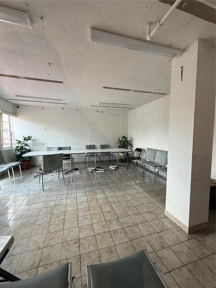 MADRID TERRACE CONDO - Residential