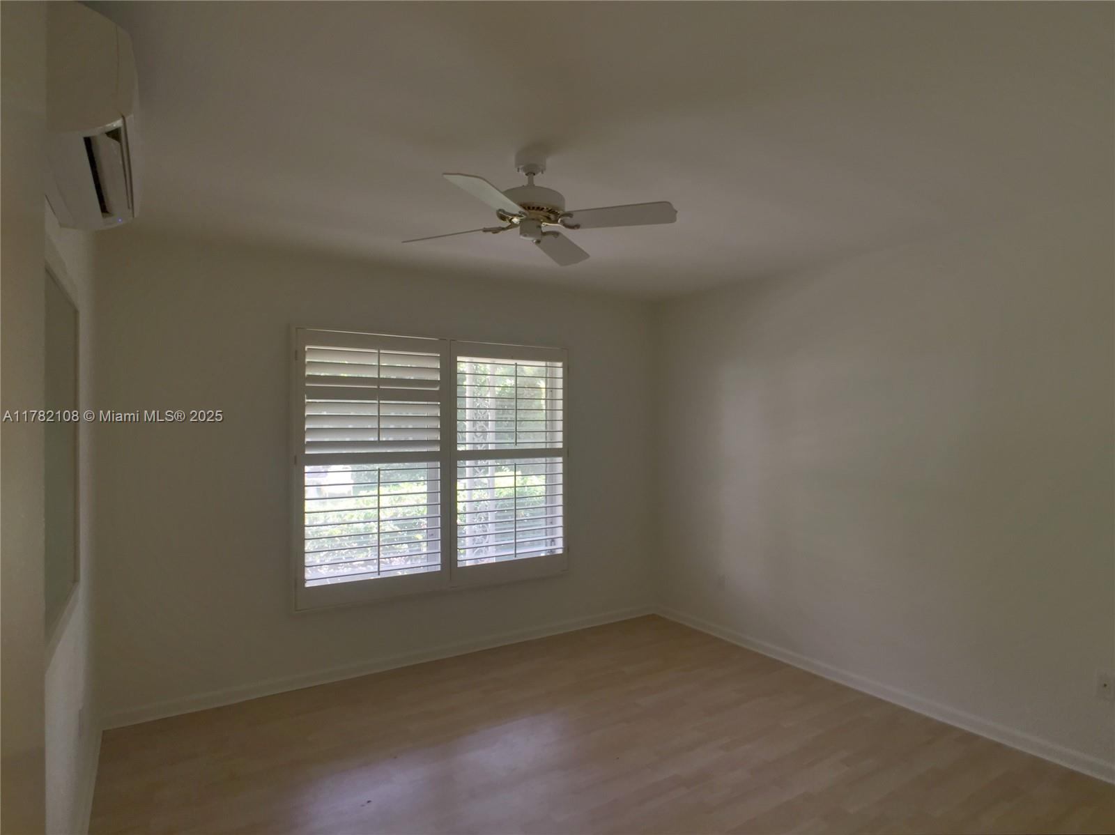 CASA MIA DELRAY INC - Residential Lease