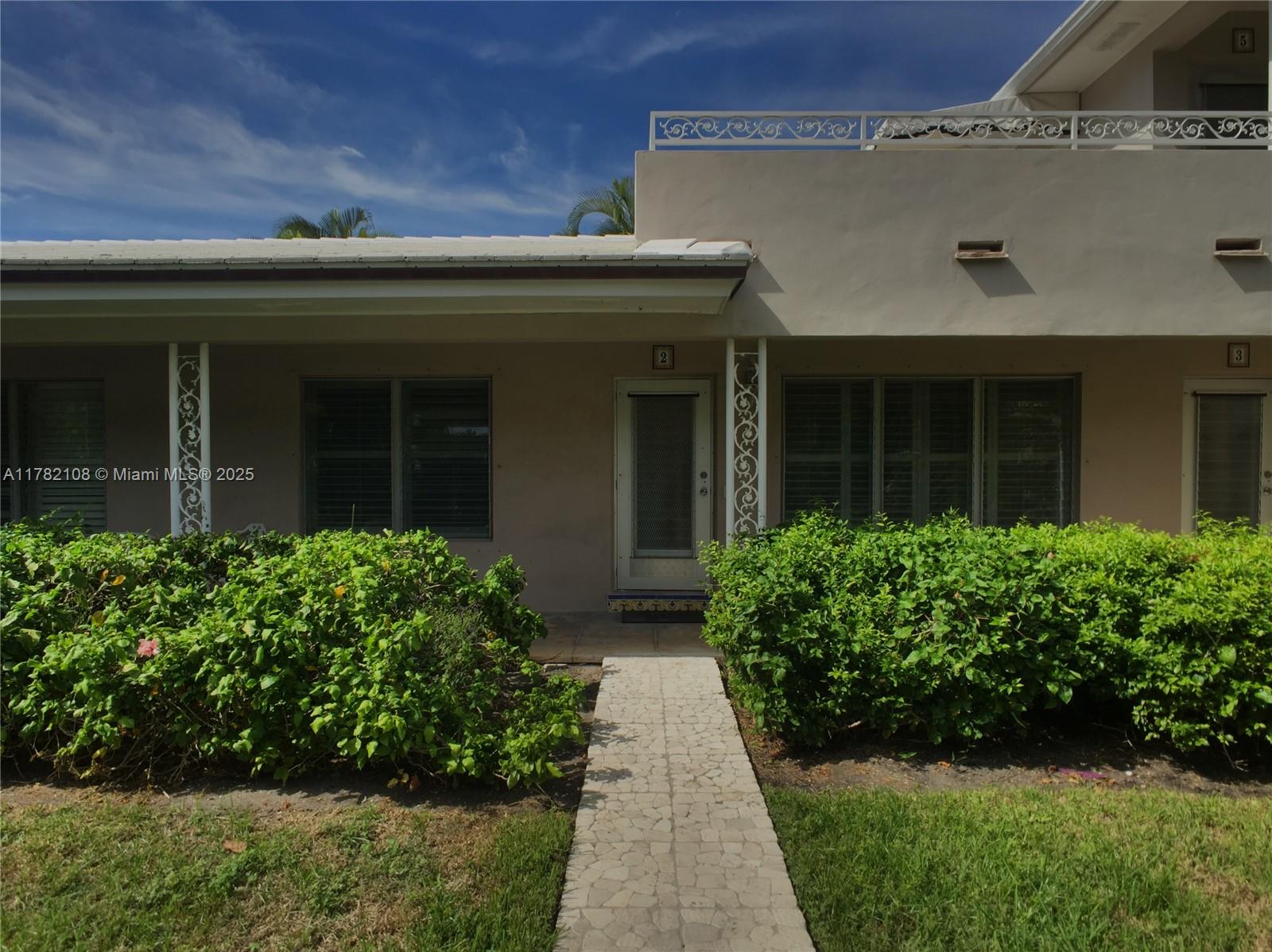 CASA MIA DELRAY INC - Residential Lease