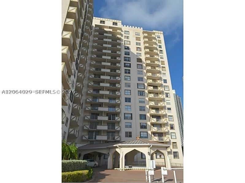 1865 S Ocean Dr 3L