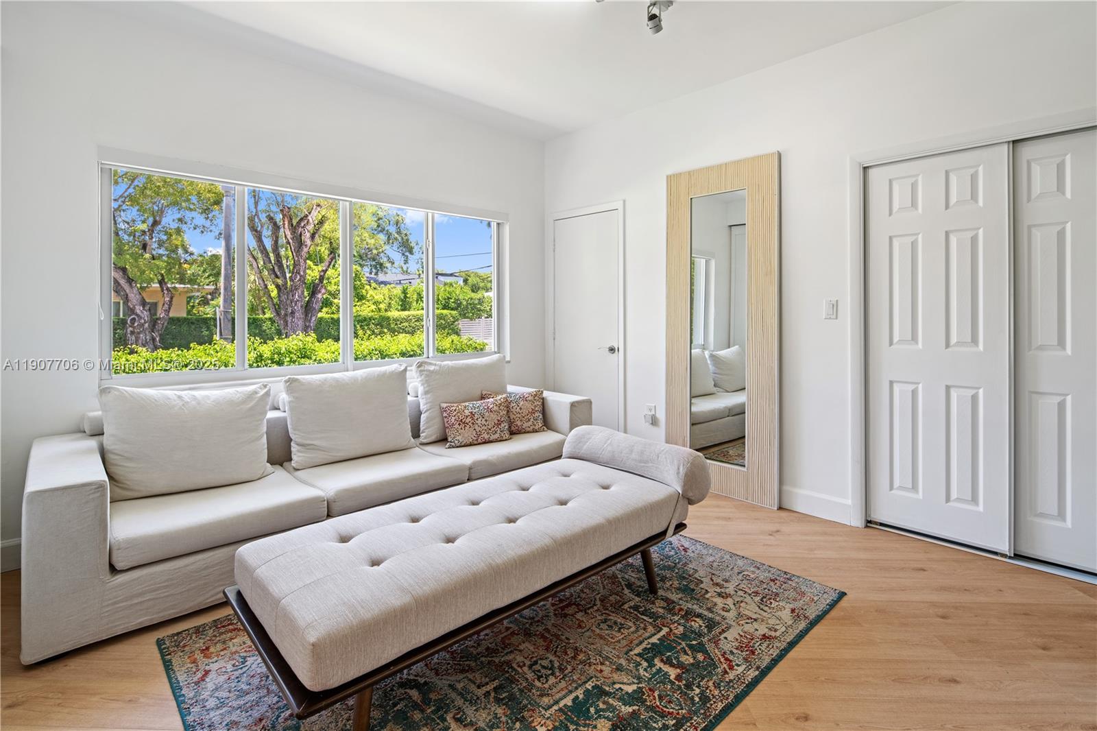 BAY HEIGHTS - Residential Lease