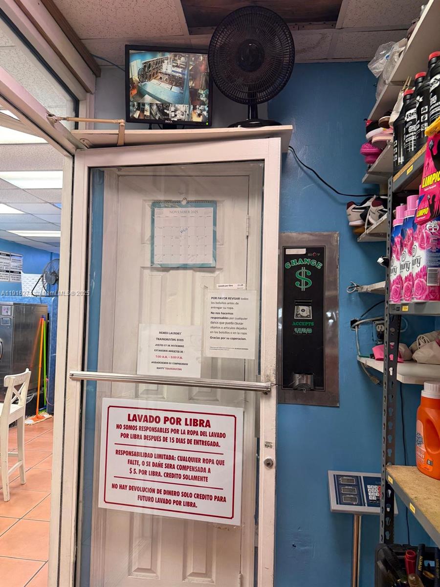 5222 W FLAGER STREET