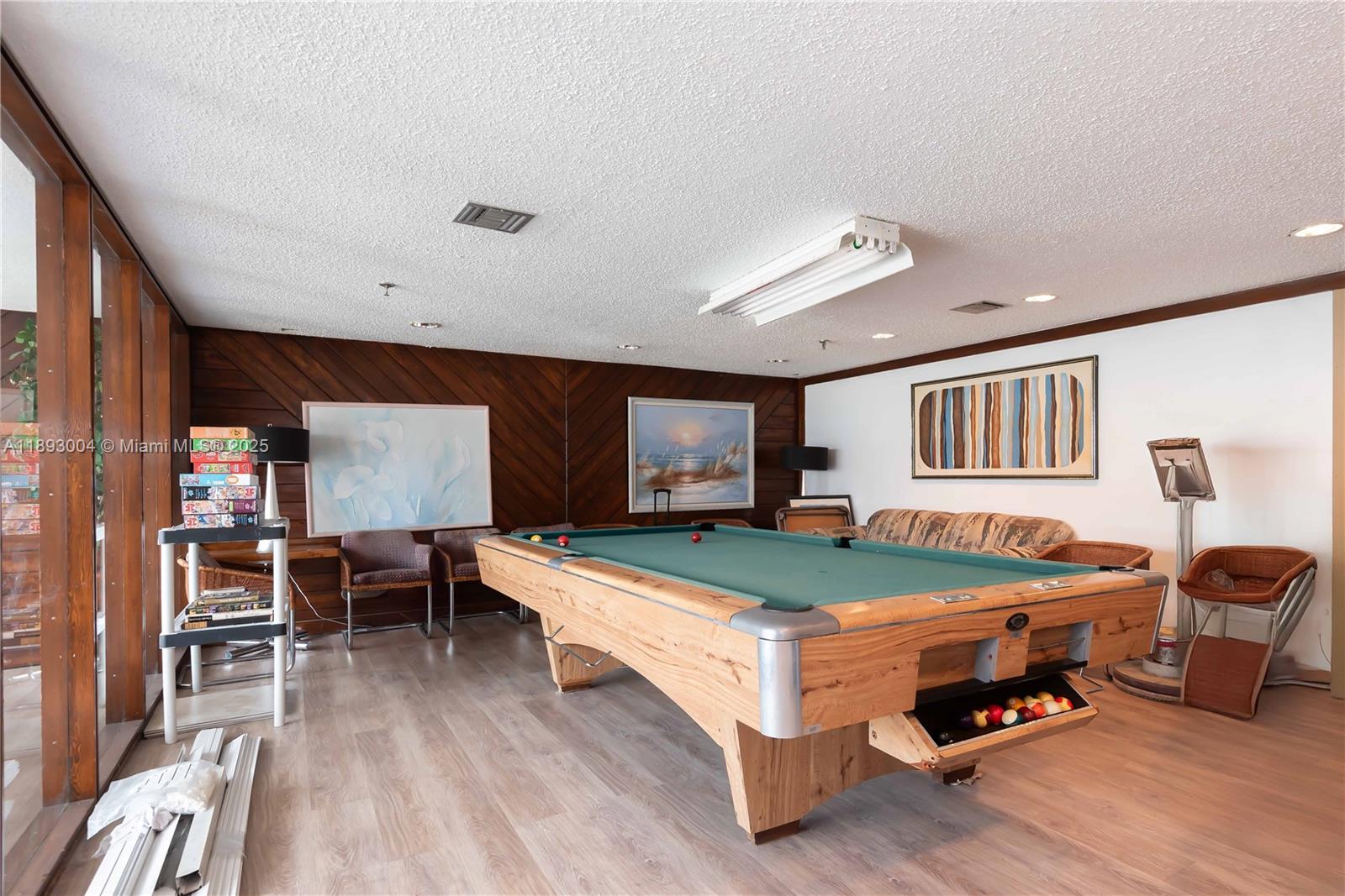 GREYNOLDS PARK CLUB CONDO - Residential