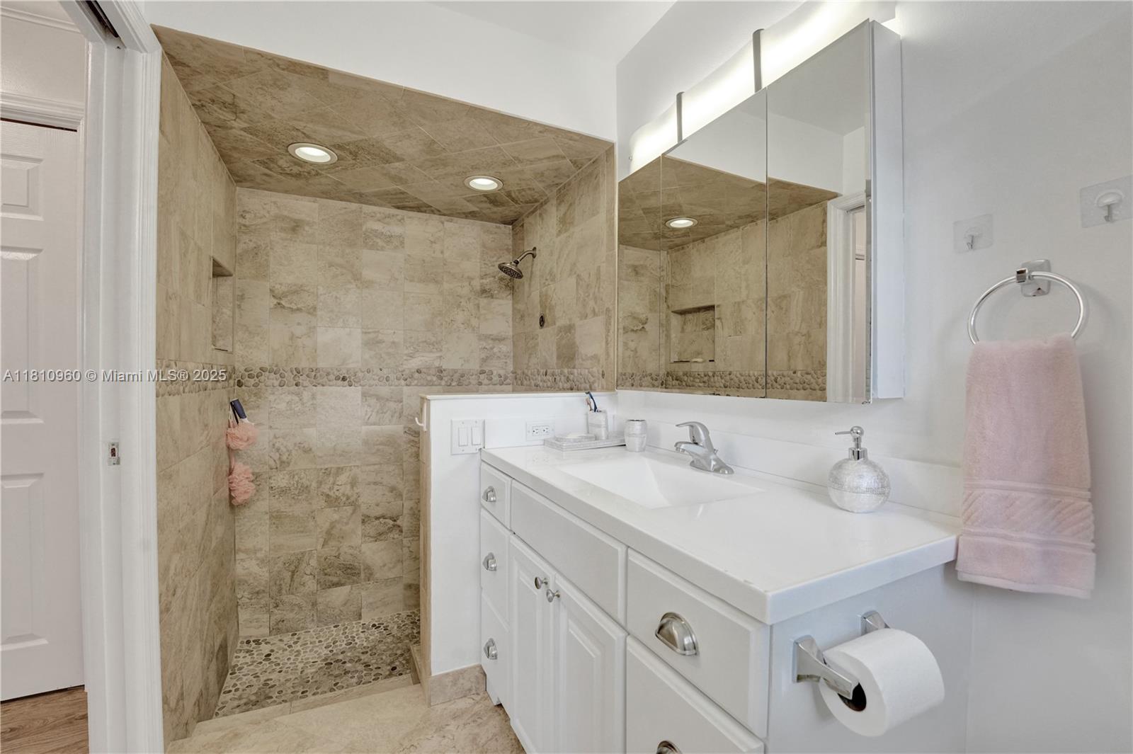 WILLOWS THE SECOND ADD - Residential Lease