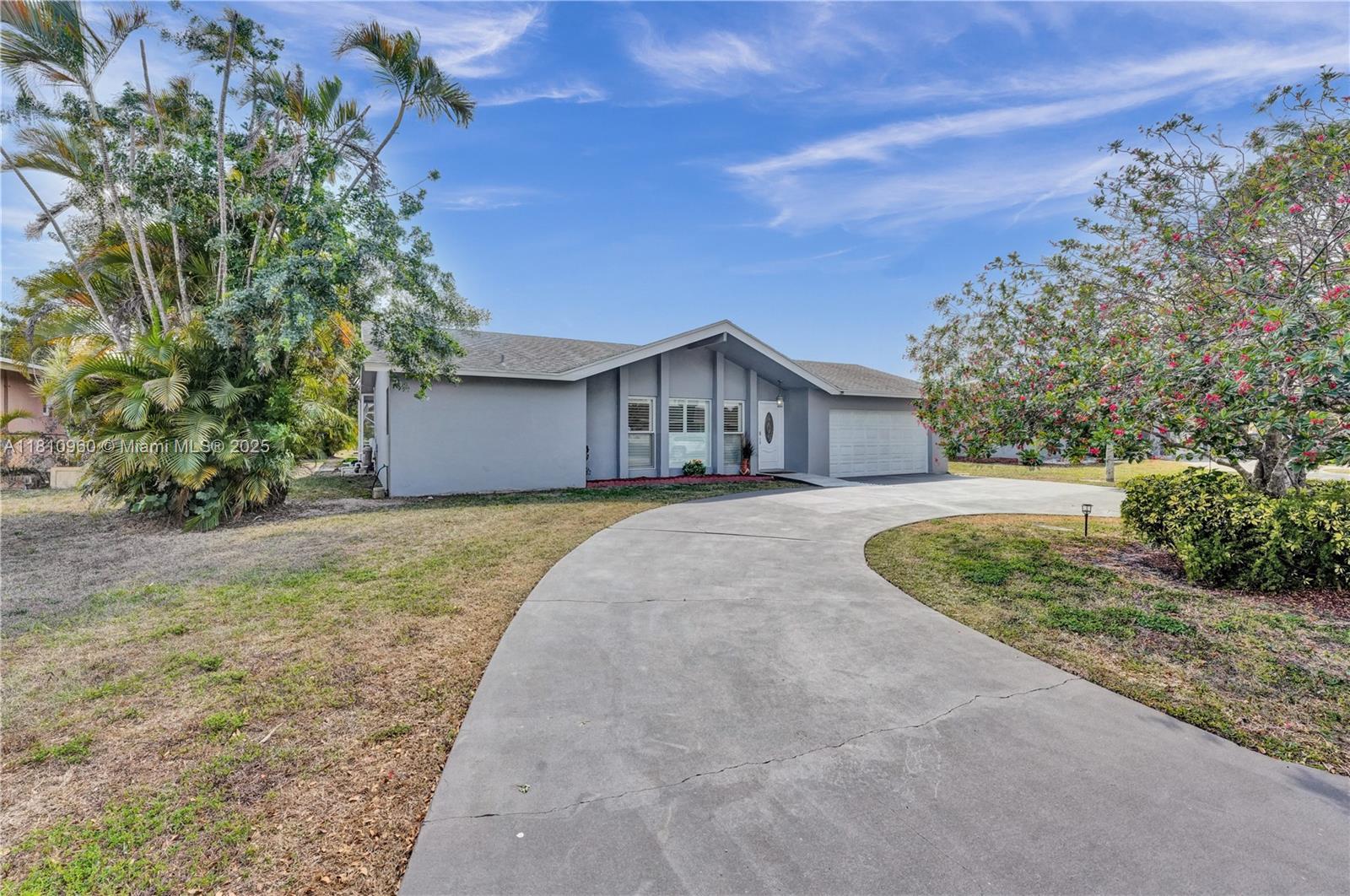 116 Meadowlark Dr