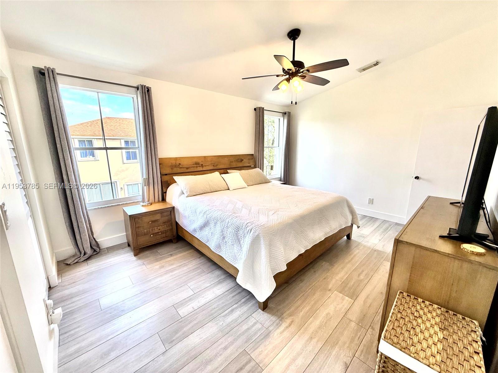 CHAPEL TRAIL REPLAT - Residential