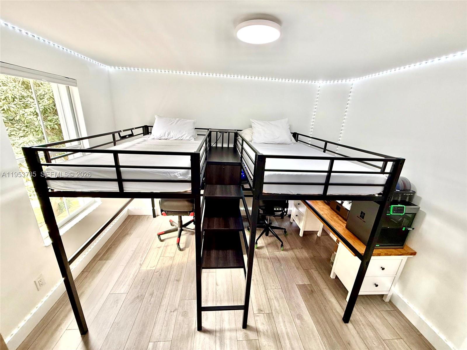 CHAPEL TRAIL REPLAT - Residential