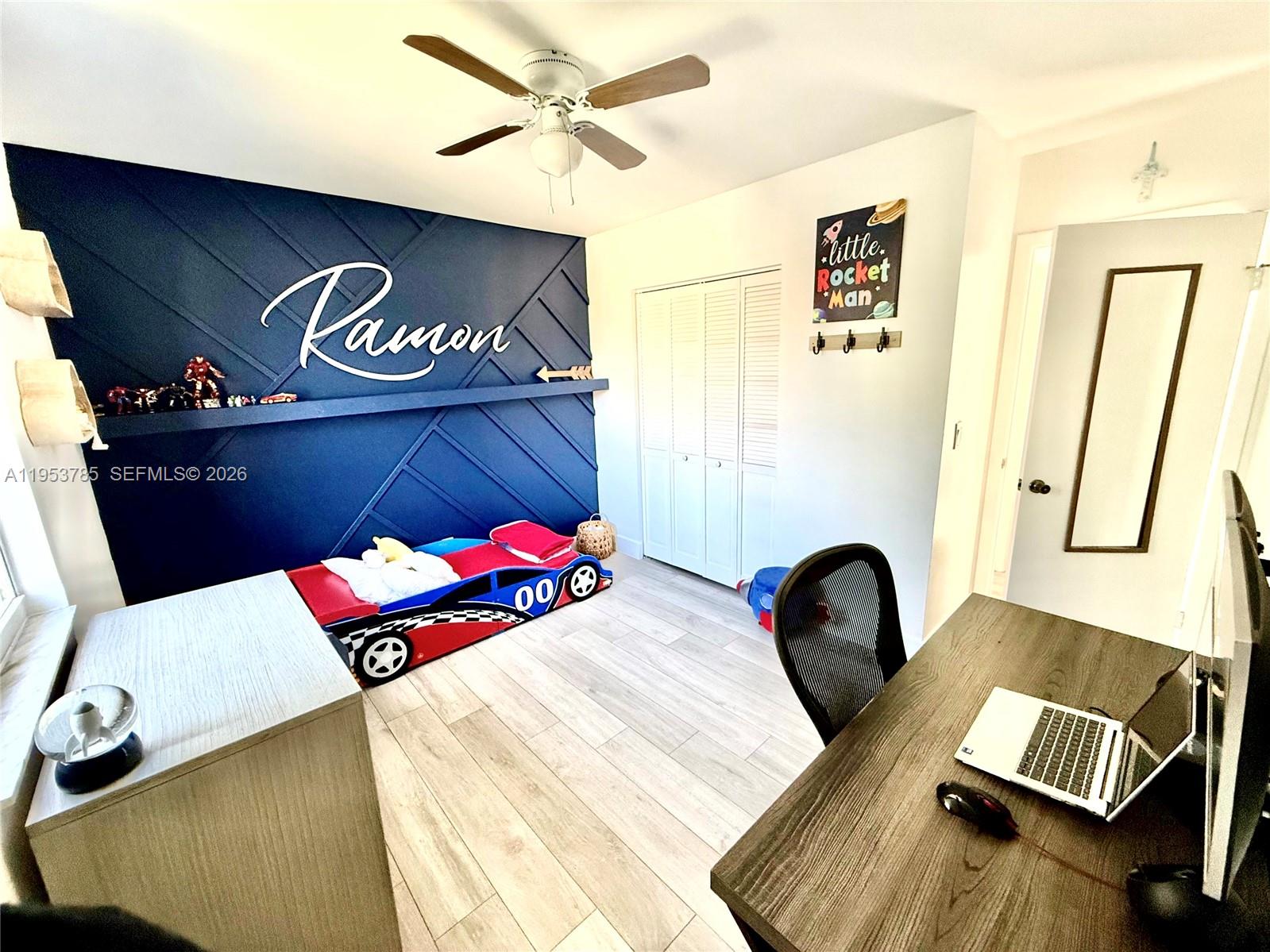 CHAPEL TRAIL REPLAT - Residential