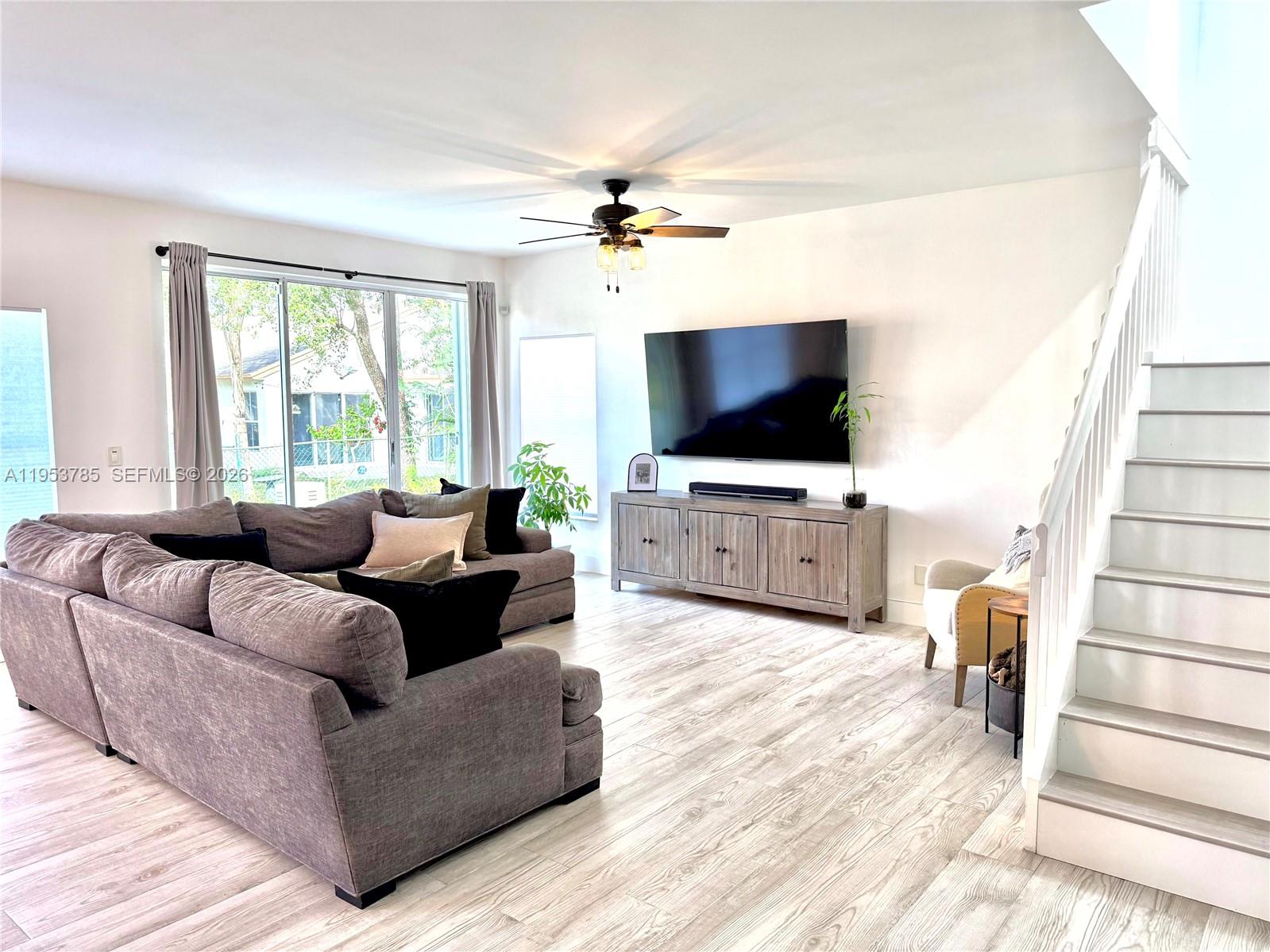 CHAPEL TRAIL REPLAT - Residential