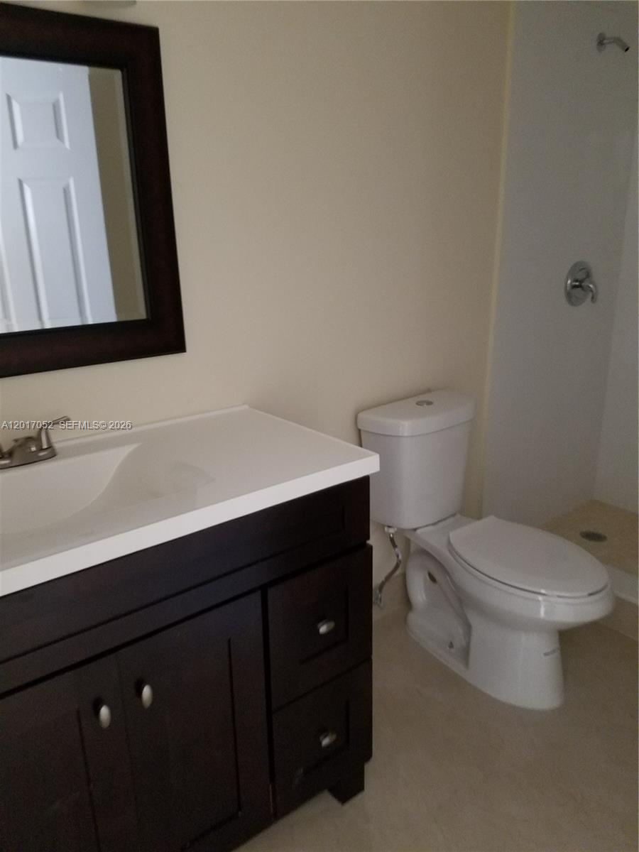 LAS VISTAS AT DORAL CONDO - Residential Lease