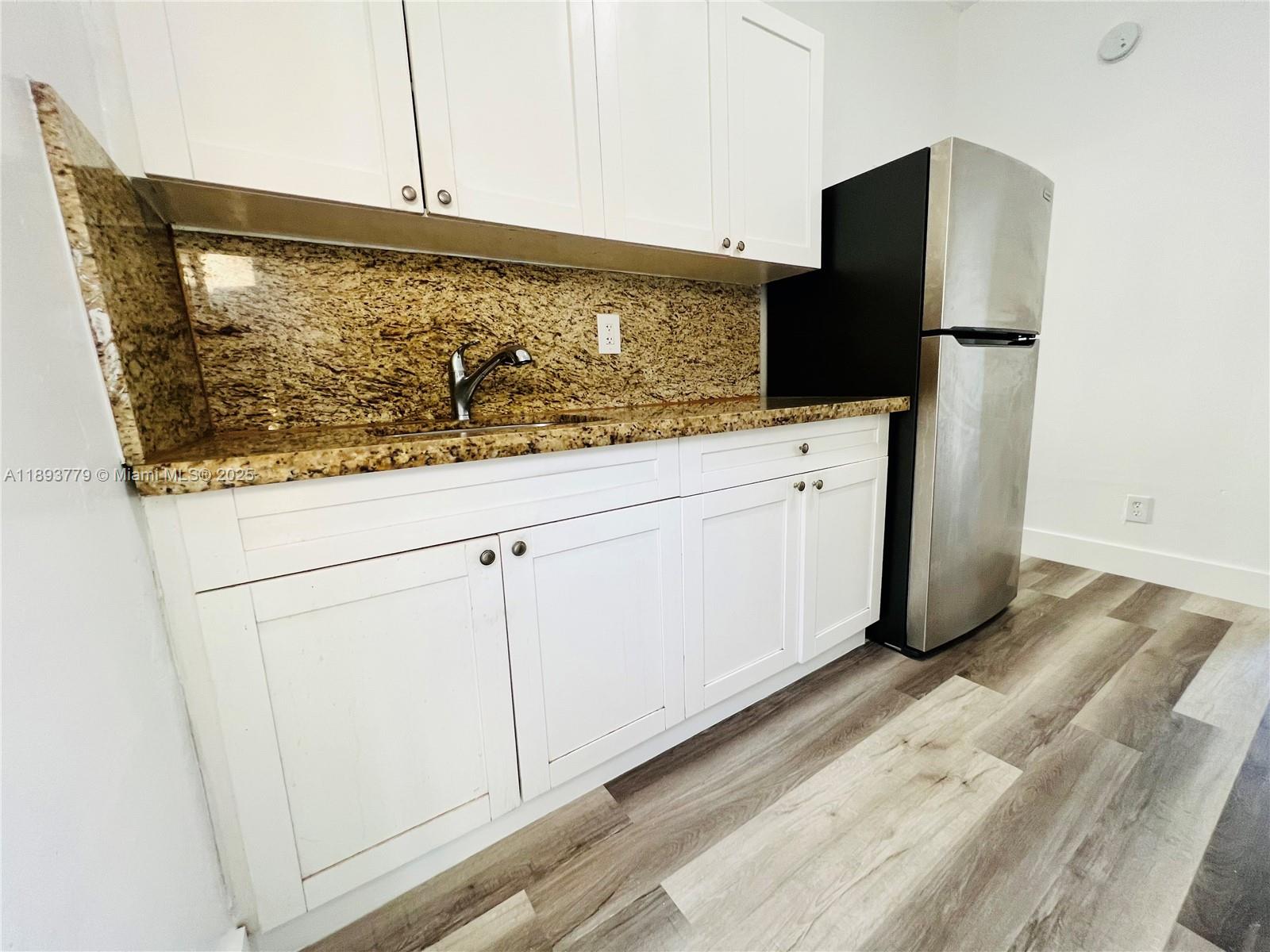 HIALEAH HEIGHTS - Residential Income