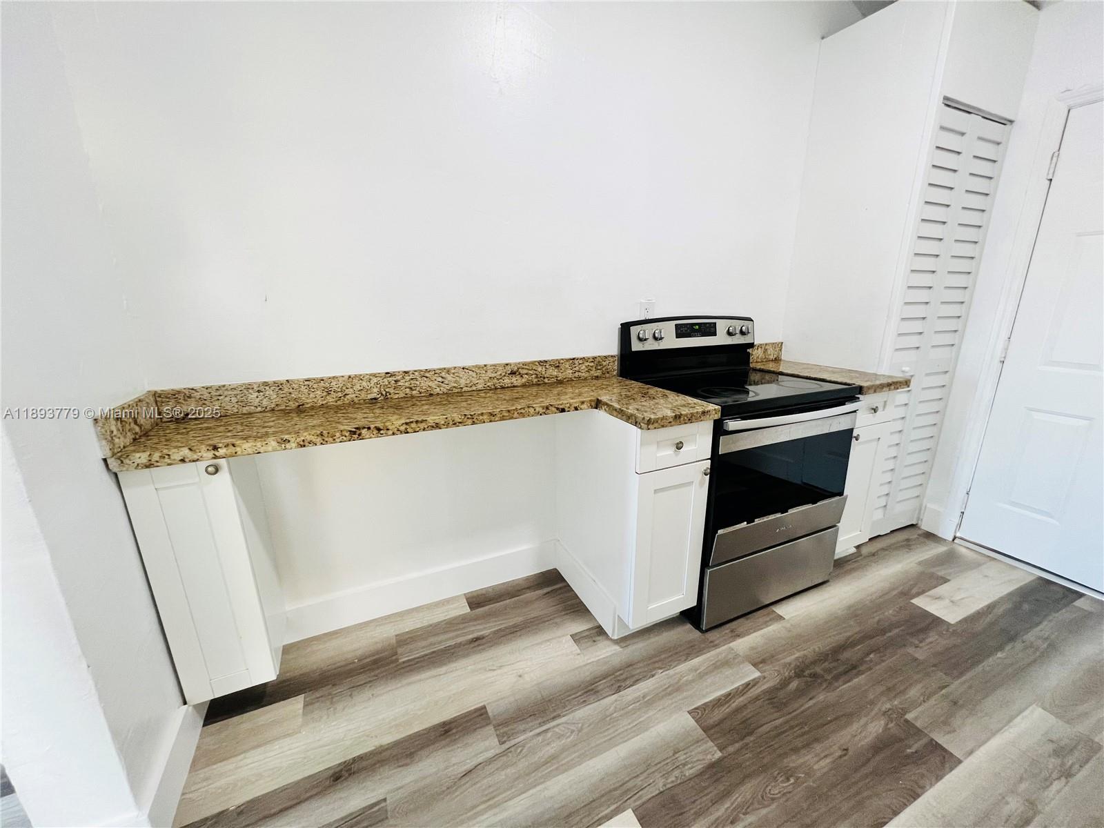 HIALEAH HEIGHTS - Residential Income