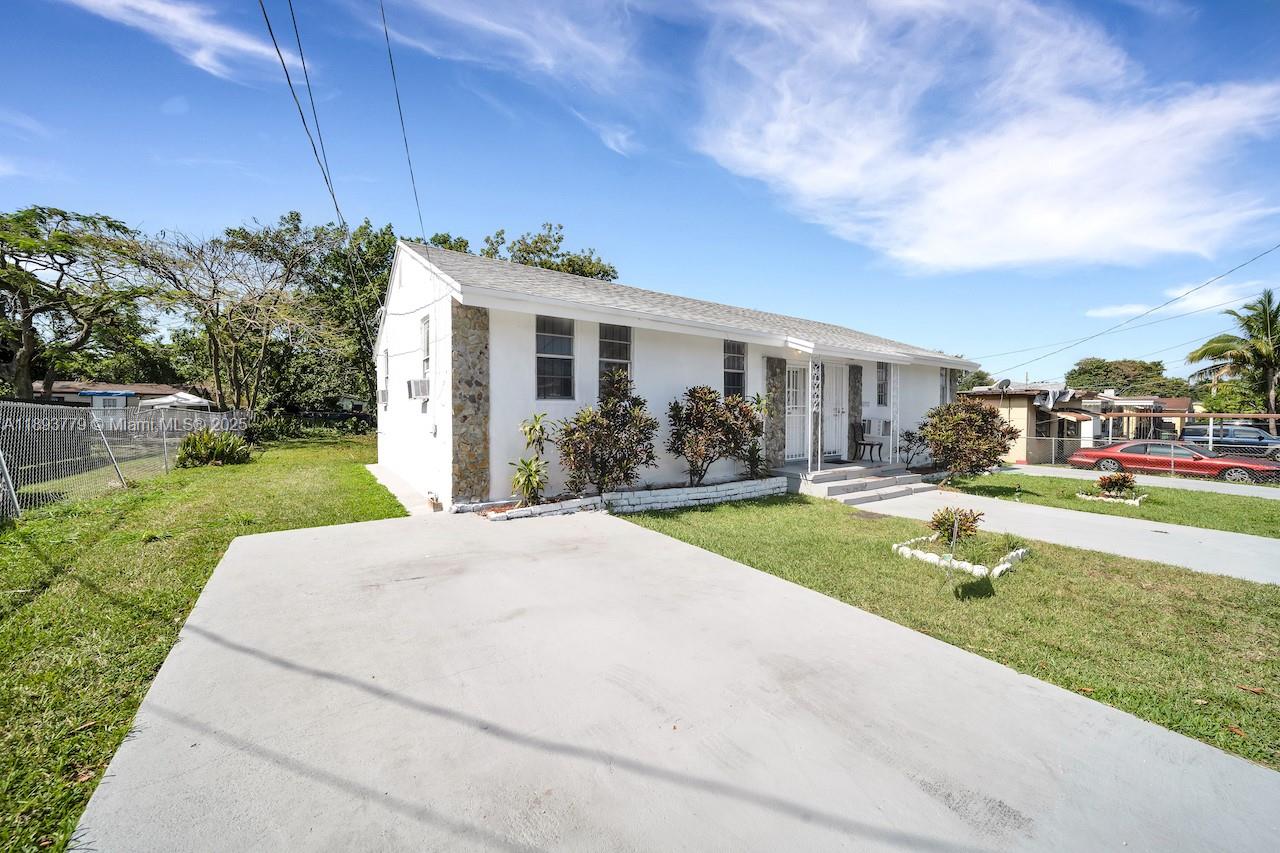 HIALEAH HEIGHTS - Residential Income