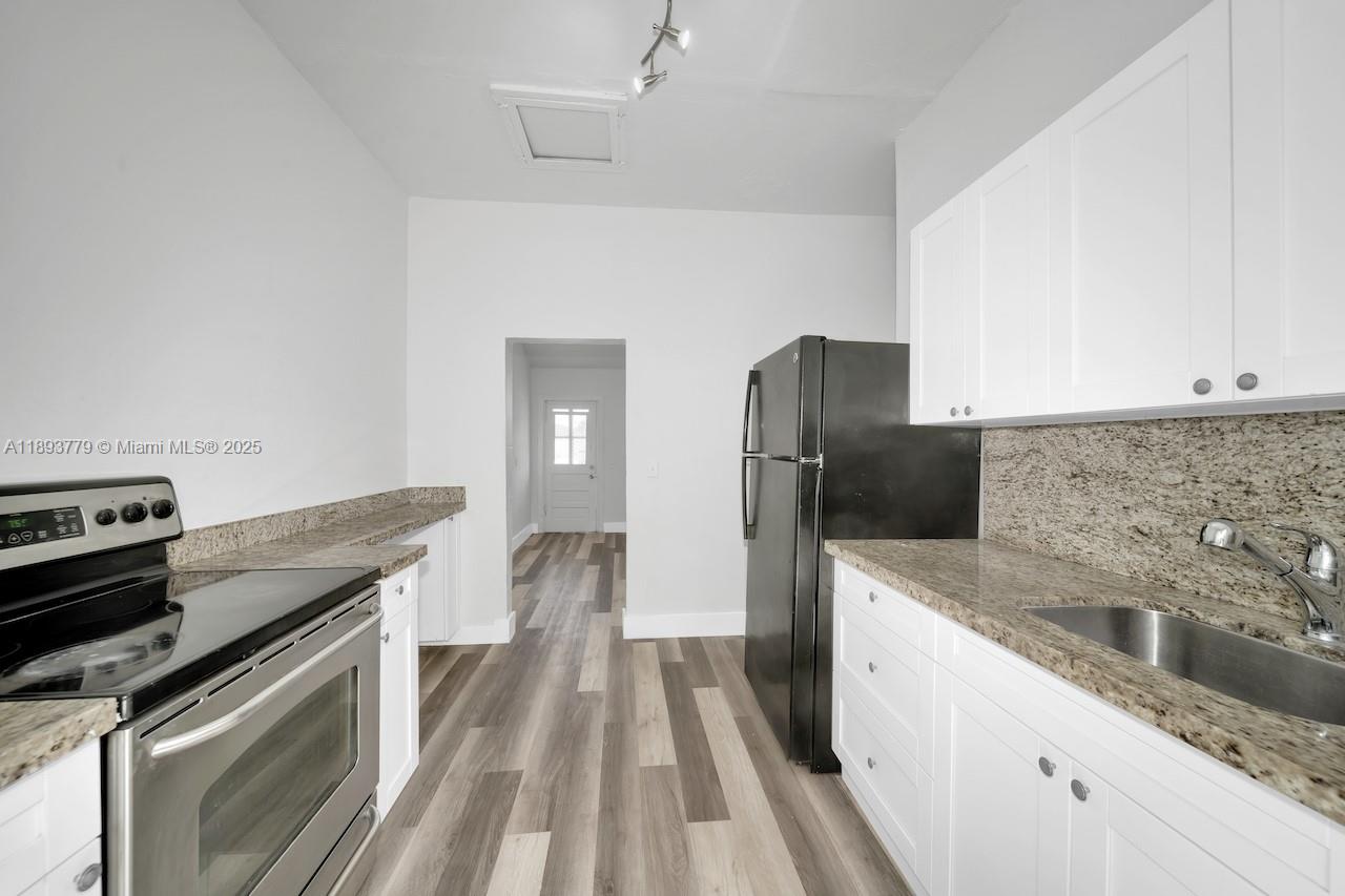 HIALEAH HEIGHTS - Residential Income
