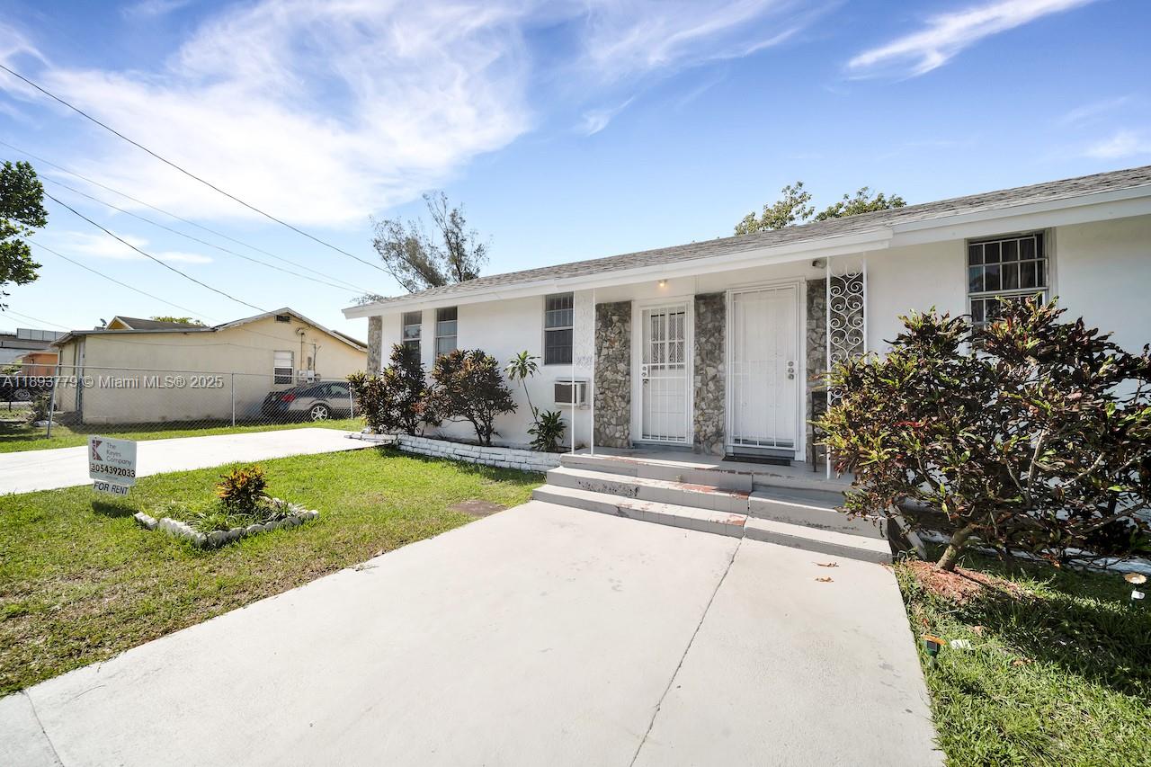 HIALEAH HEIGHTS - Residential Income