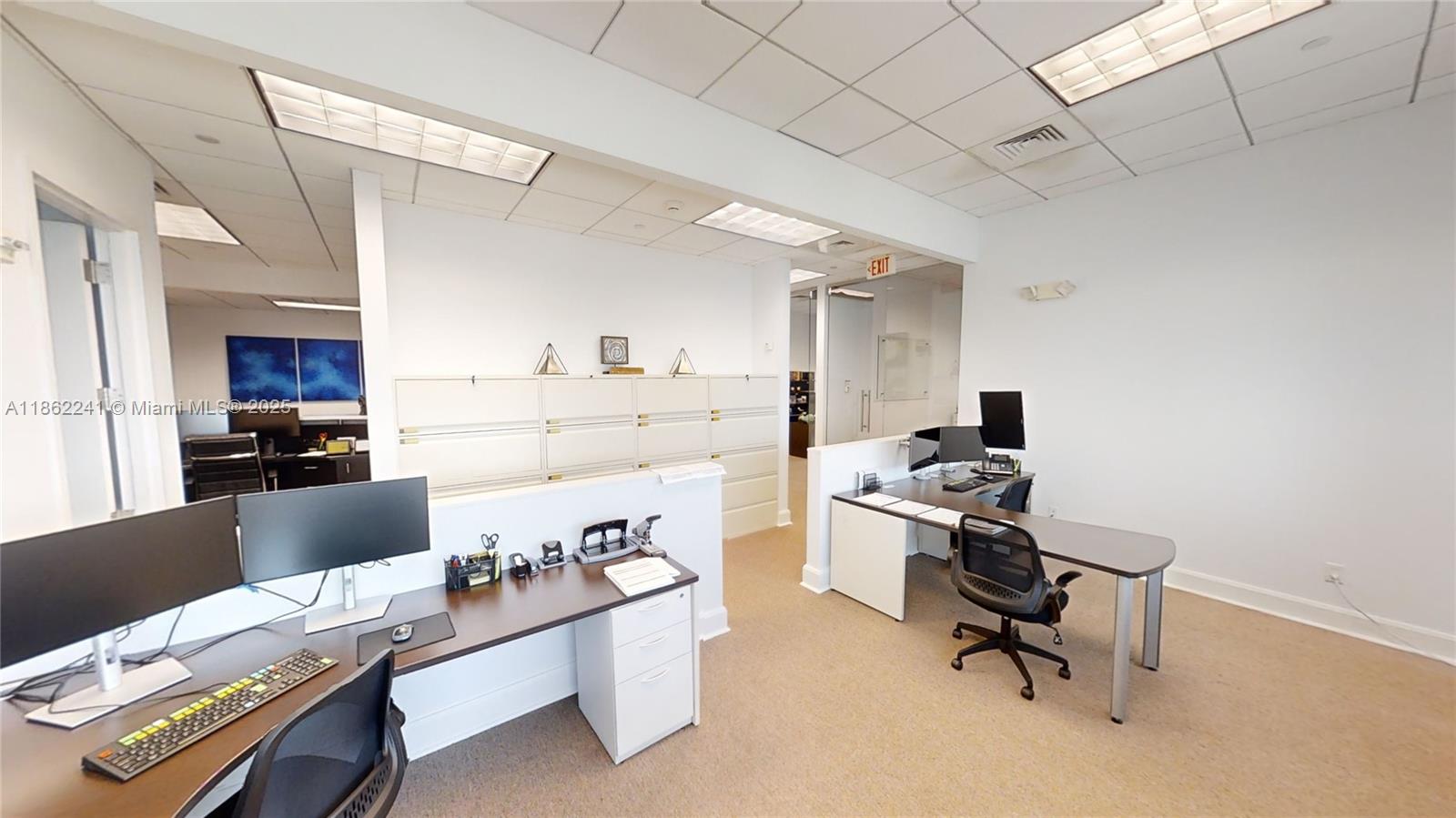 175 SW 7th St 1612