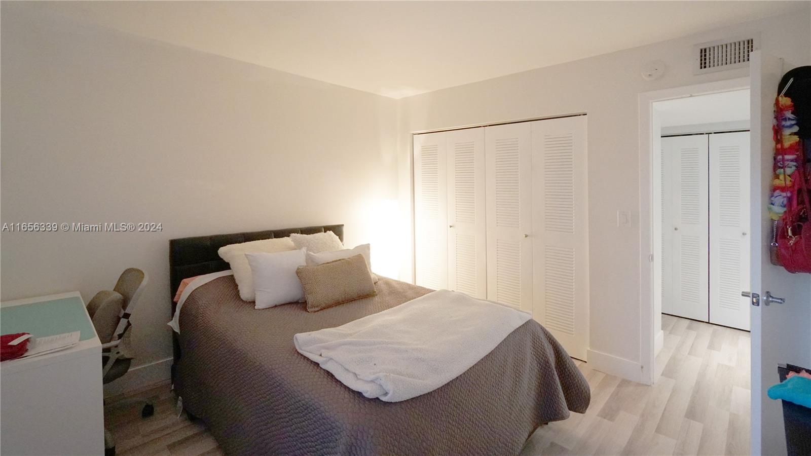 CALUSA CLUB VIL CONDO BLD - Residential