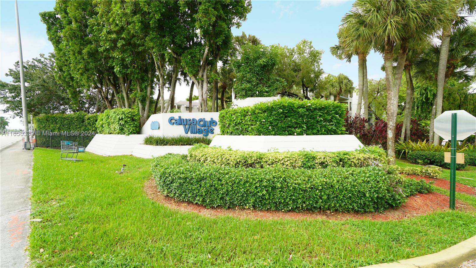 Excellent opportunity to own a spacious 3 bedroom 2 bathroom corner unit in the most sought after Calusa Club Village. This wonderful unit comes with brand new kitchen appliances, freshly painted and laminated floors through the unit. A split floor plan allowing privacy and conveniently equipped with washer-dryer inside the unit.
  Located in the heart of Kendall and within walking distance of supermarkets, restaurants, and major highways. The community offers 3 pools, tennis courts and plenty of parking. Schedule your appointment today! Easy to show by appointment!