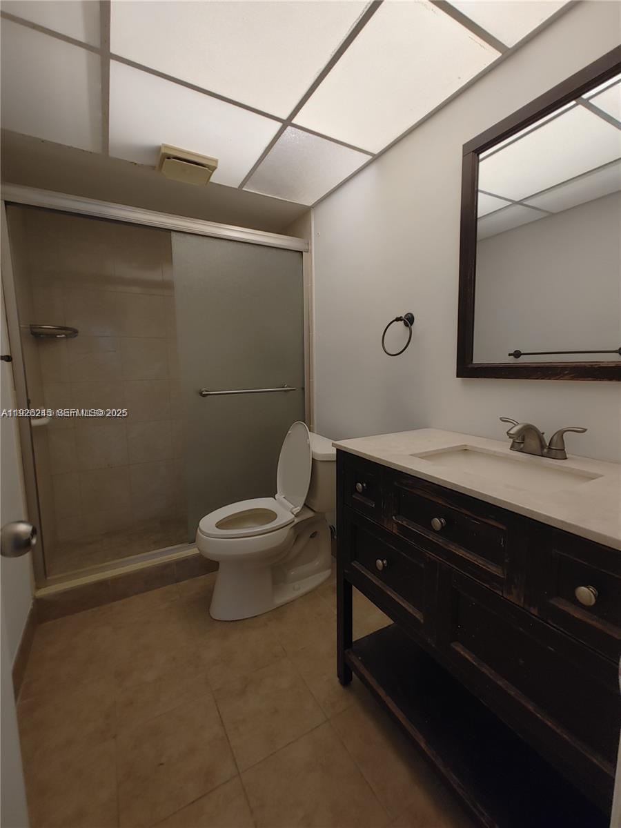 COURTYARDS OF BROWARD COND - Residential Lease