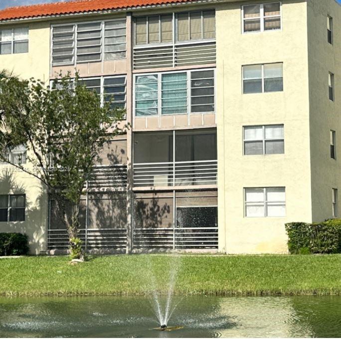 COURTYARDS OF BROWARD COND - Residential Lease
