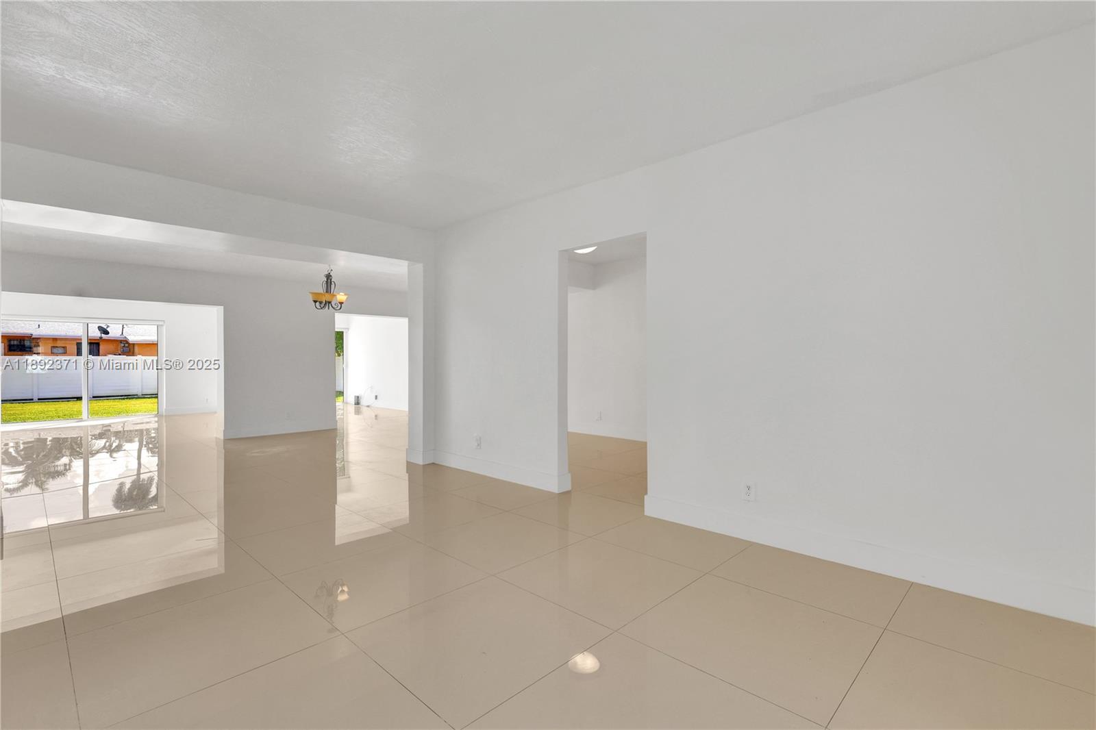 BISCAYNE COURT - Residential Lease