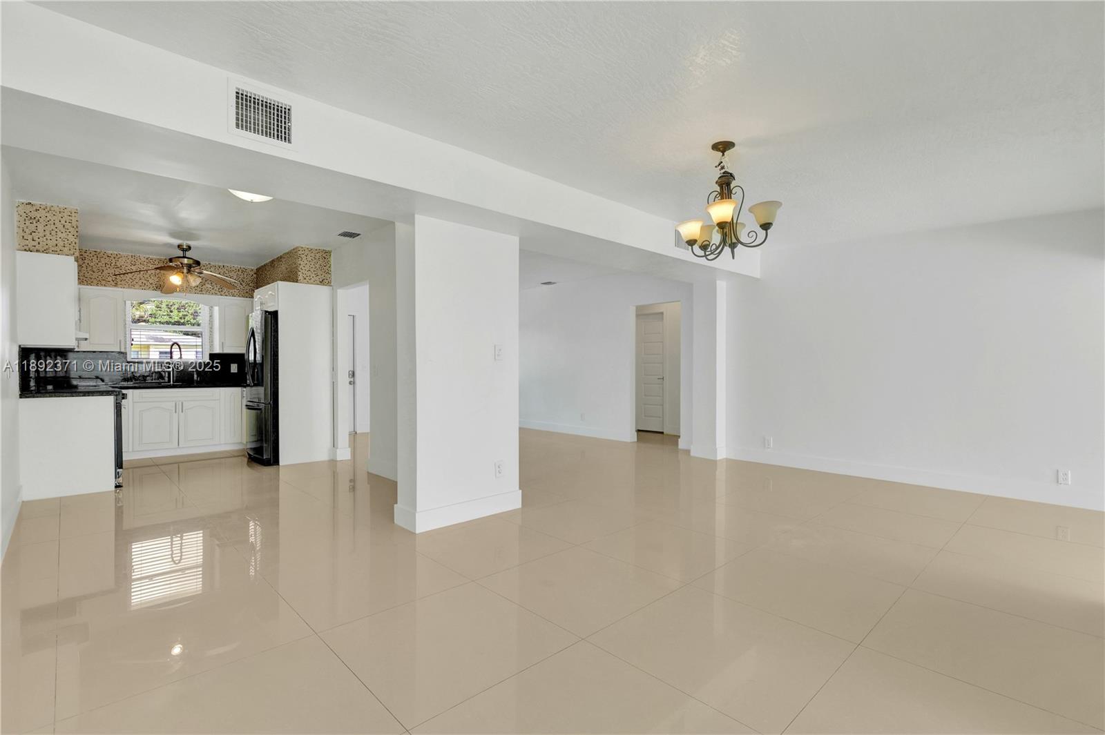 BISCAYNE COURT - Residential Lease