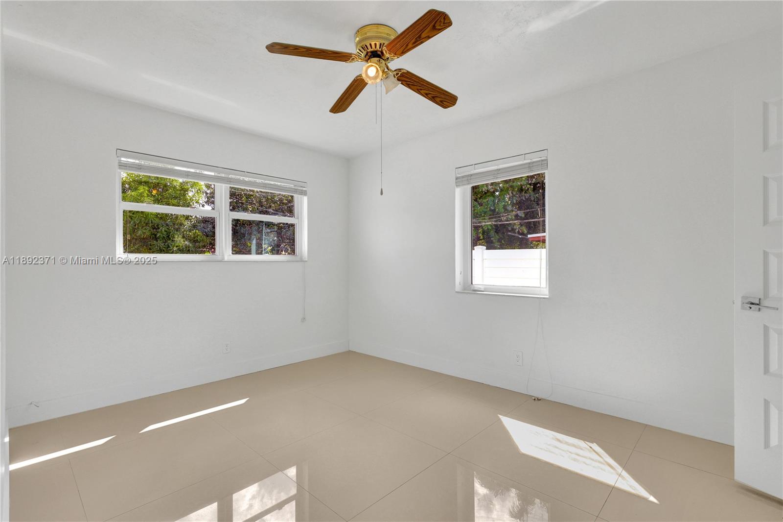 BISCAYNE COURT - Residential Lease