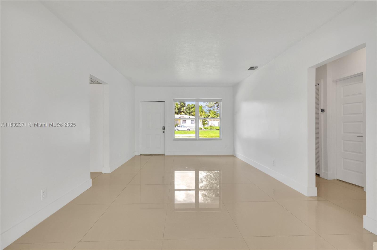 BISCAYNE COURT - Residential Lease
