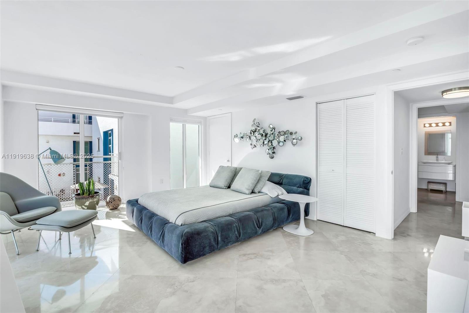 OCEANBLUE CONDO OF MIAMI - Residential