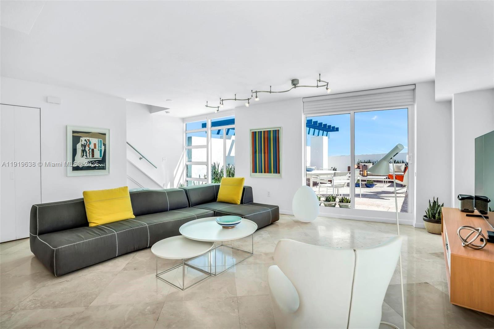 OCEANBLUE CONDO OF MIAMI - Residential