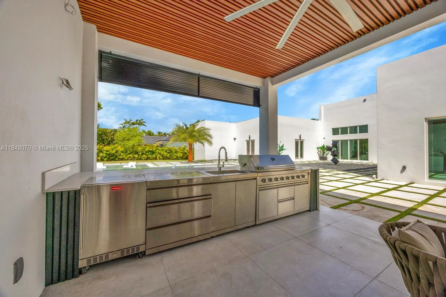 Miami, Florida 33176, United States, 4 Bedrooms Bedrooms, ,5 BathroomsBathrooms,Residential,Active,180899