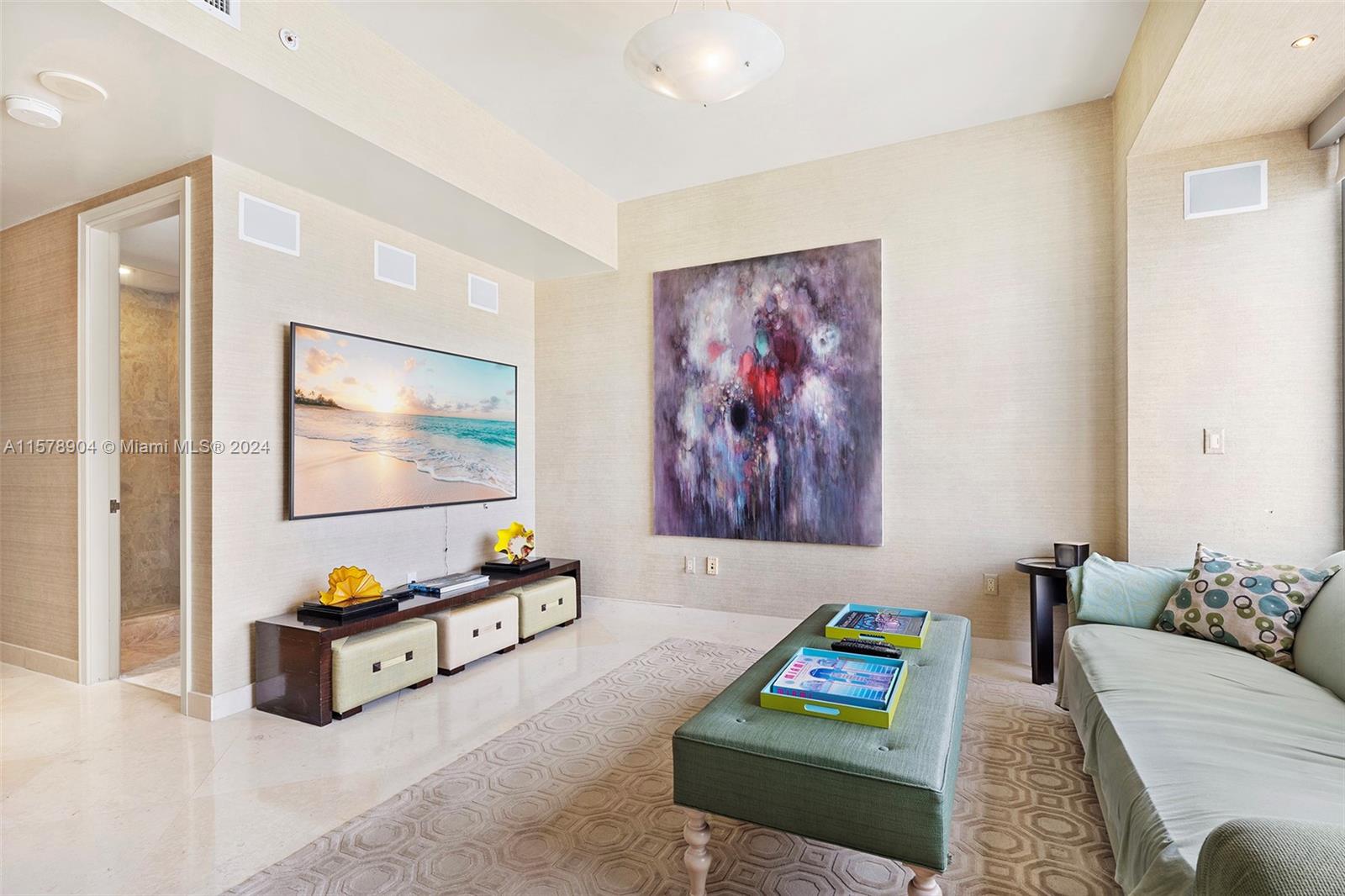 MILLENNIUM TOWER RESIDENCE - Residential