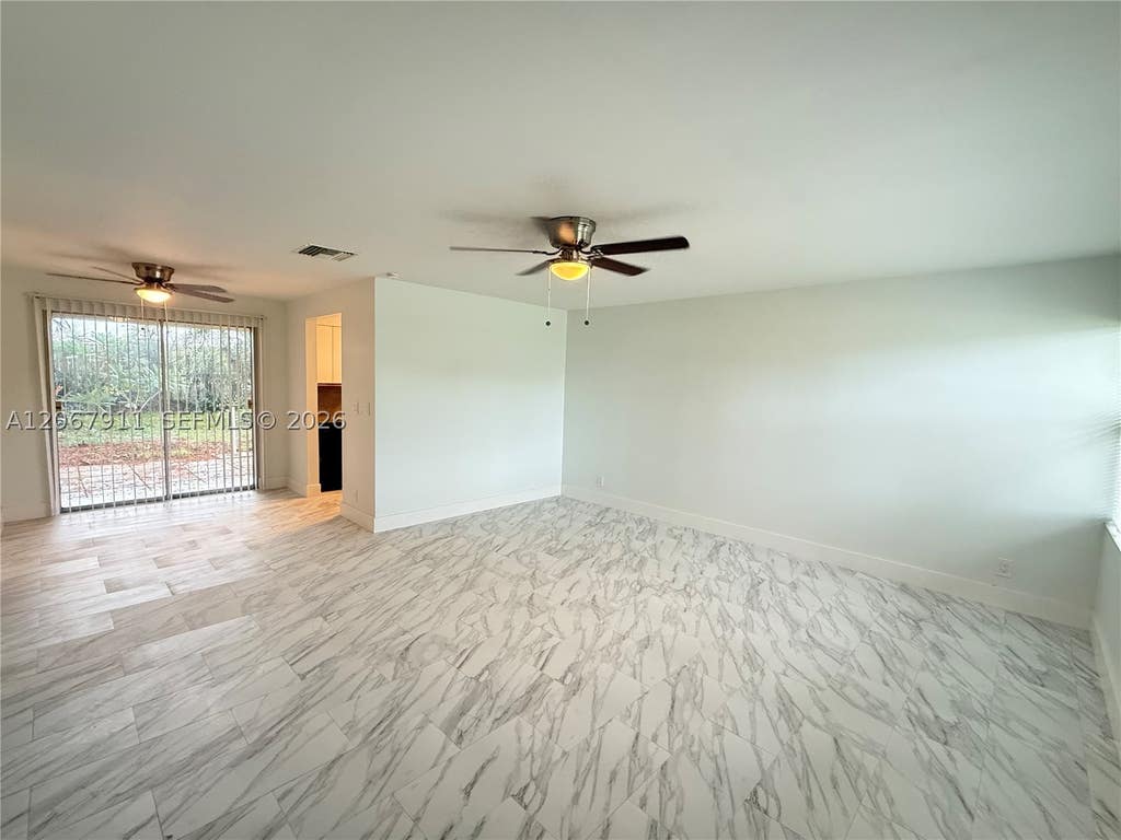 Photo of 3558 Everglades Rd, Palm Beach Gardens, FL 33410 (MLS # A12067911)
