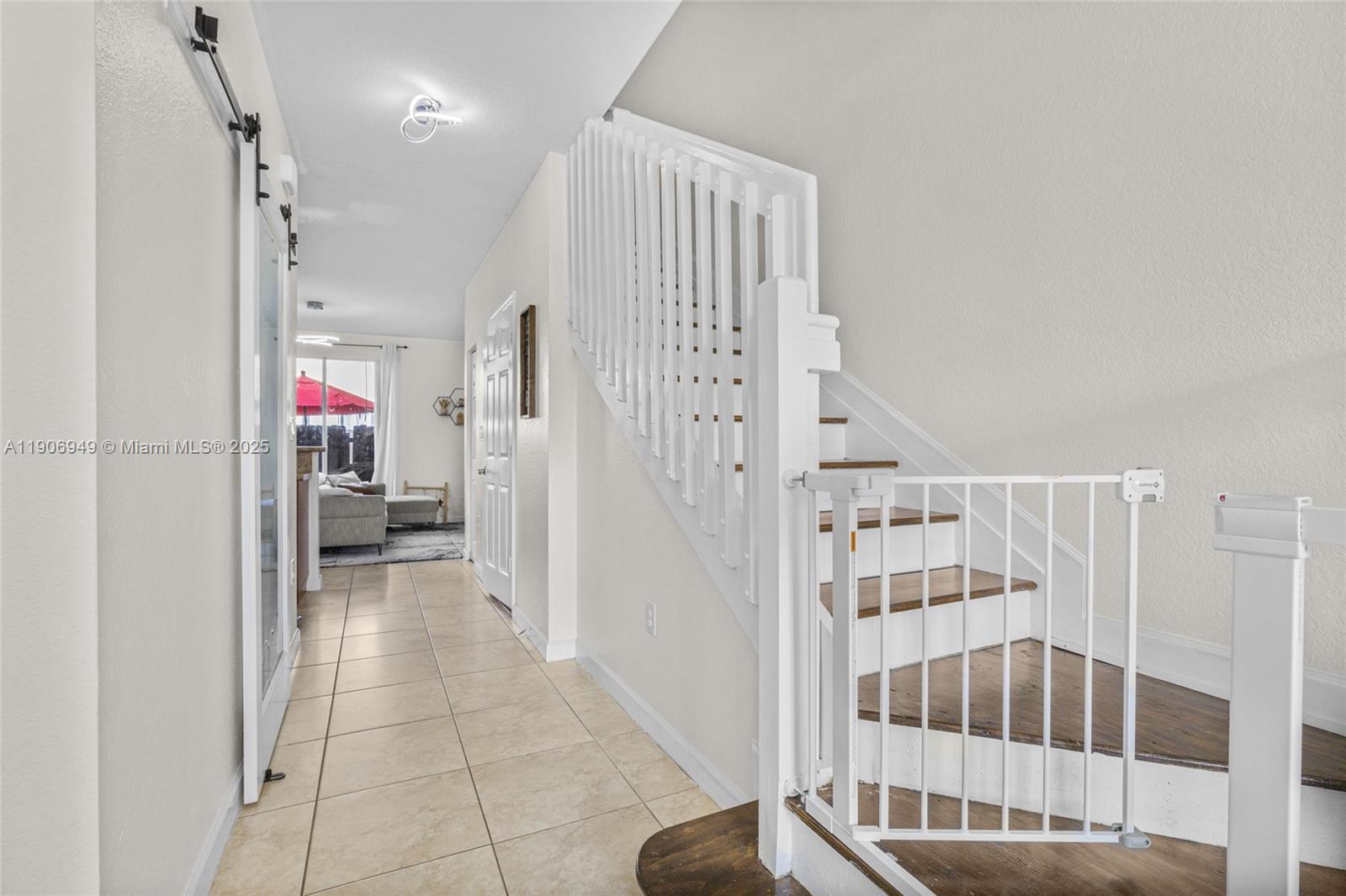 THE SHORES CONDO NO 2 - Residential